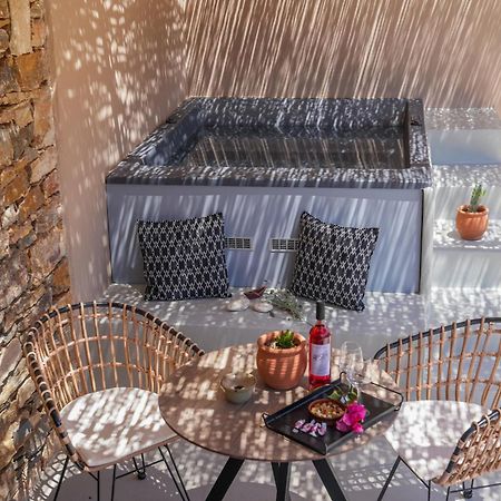 Apsila Pool Suites Kamáresz Kültér fotó